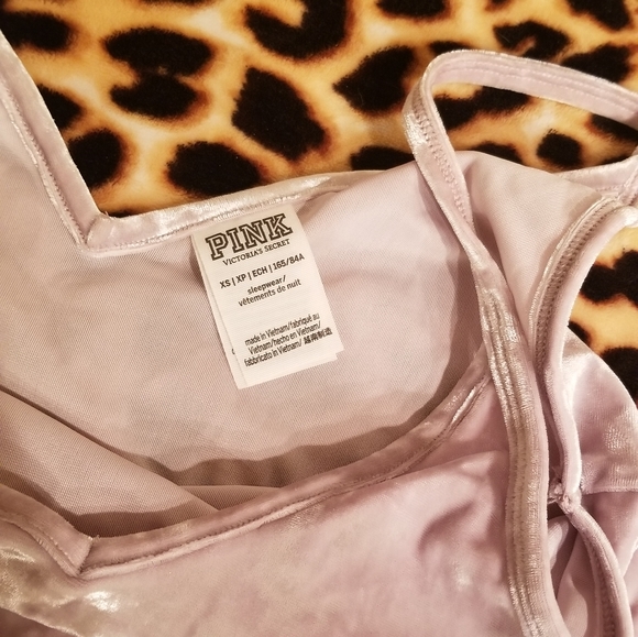 NWT/ NWOT VS Pink Sherpa Sweater Bundle - Picture 6 of 12